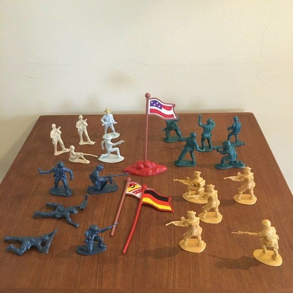 Plastic Army Guys Multicolor with Flags Lot of 23 - Picture 1 of 5